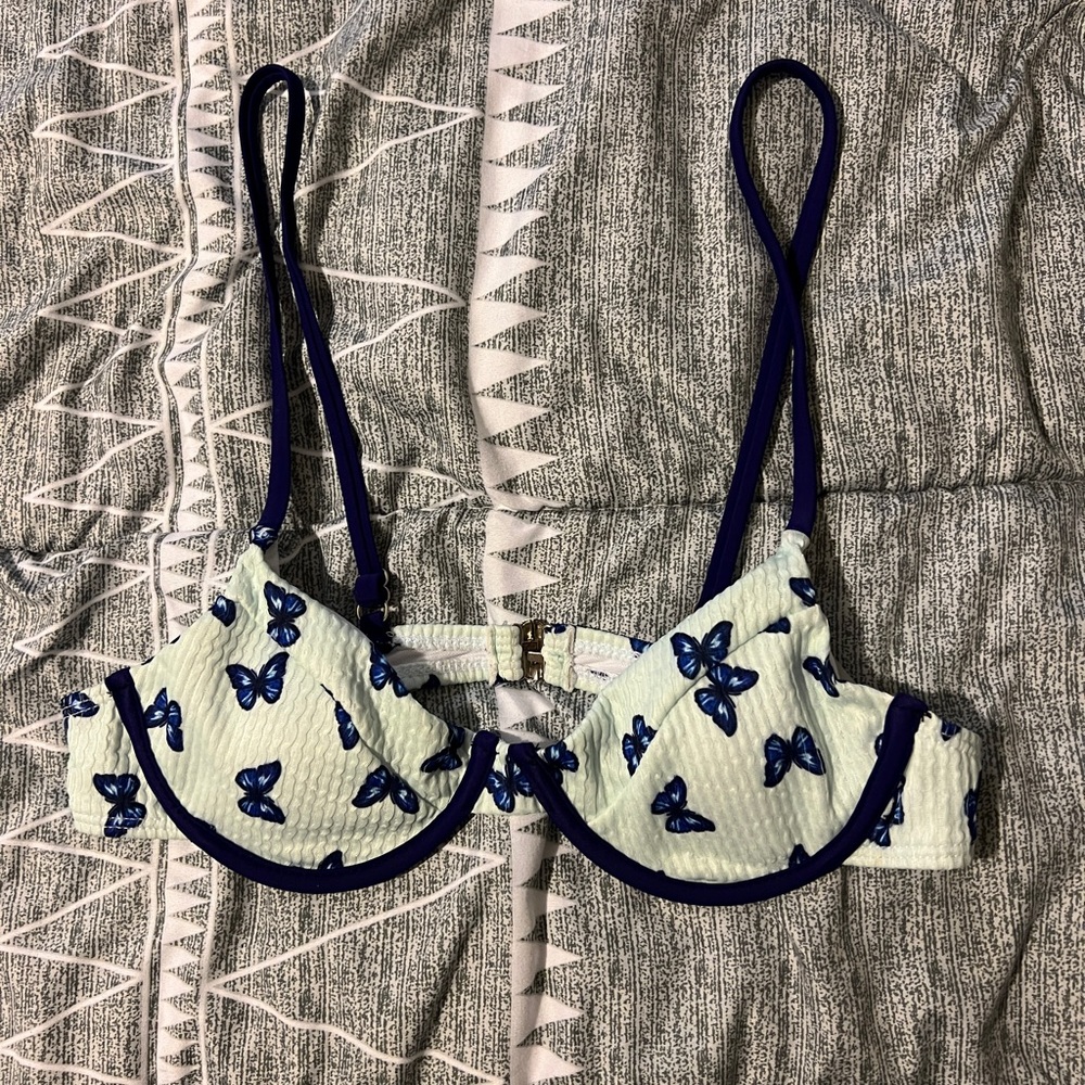 Butterfly print underwire bikini top